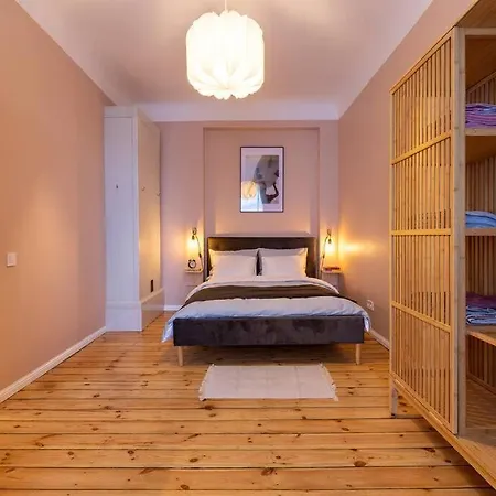 Apartment Design With Vintage Twist In Central