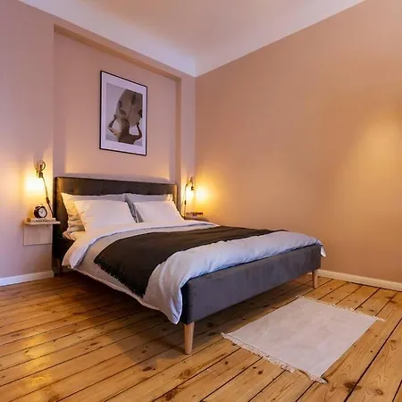 Design With Vintage Twist In Central *