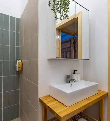 Design With Vintage Twist In